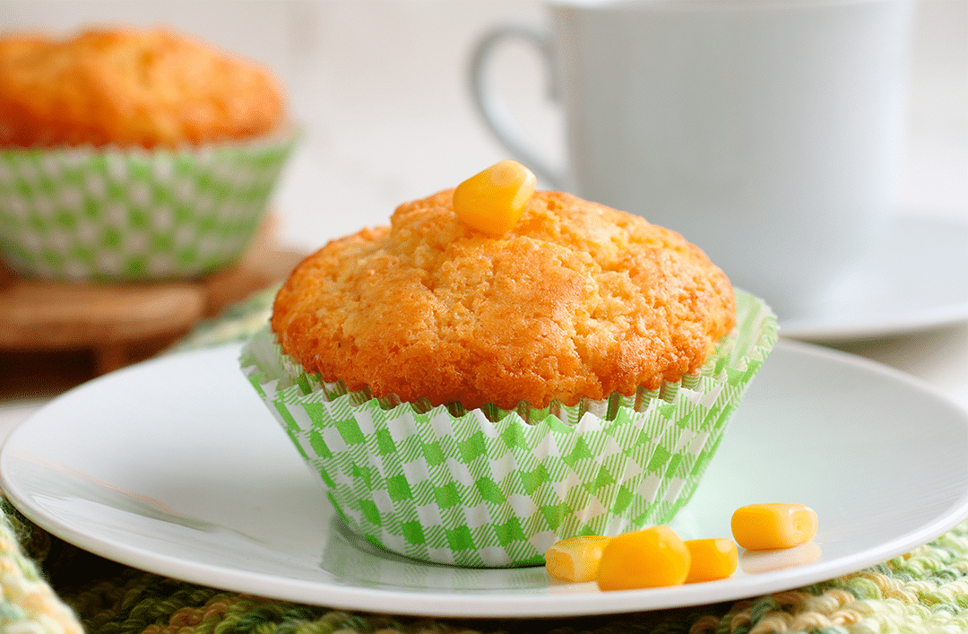 magdalena de maíz corn cupcake